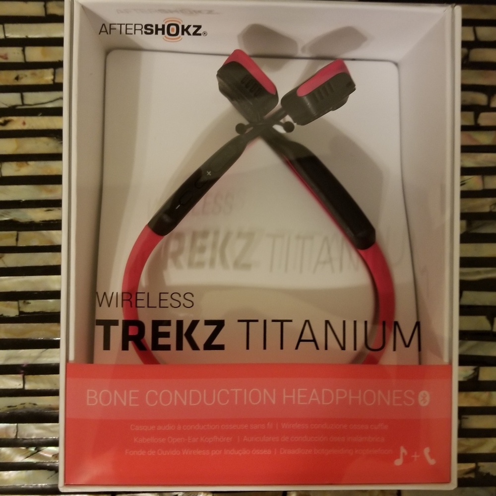 Trekz Titanium Headphones